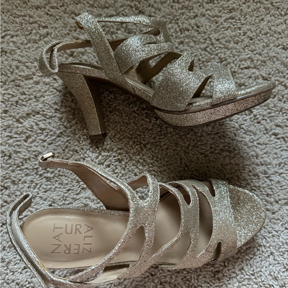 naturalizer gold women’s heels size 6.5 - Picture 2 of 3